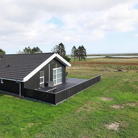 8 Person Holiday In * Hals
